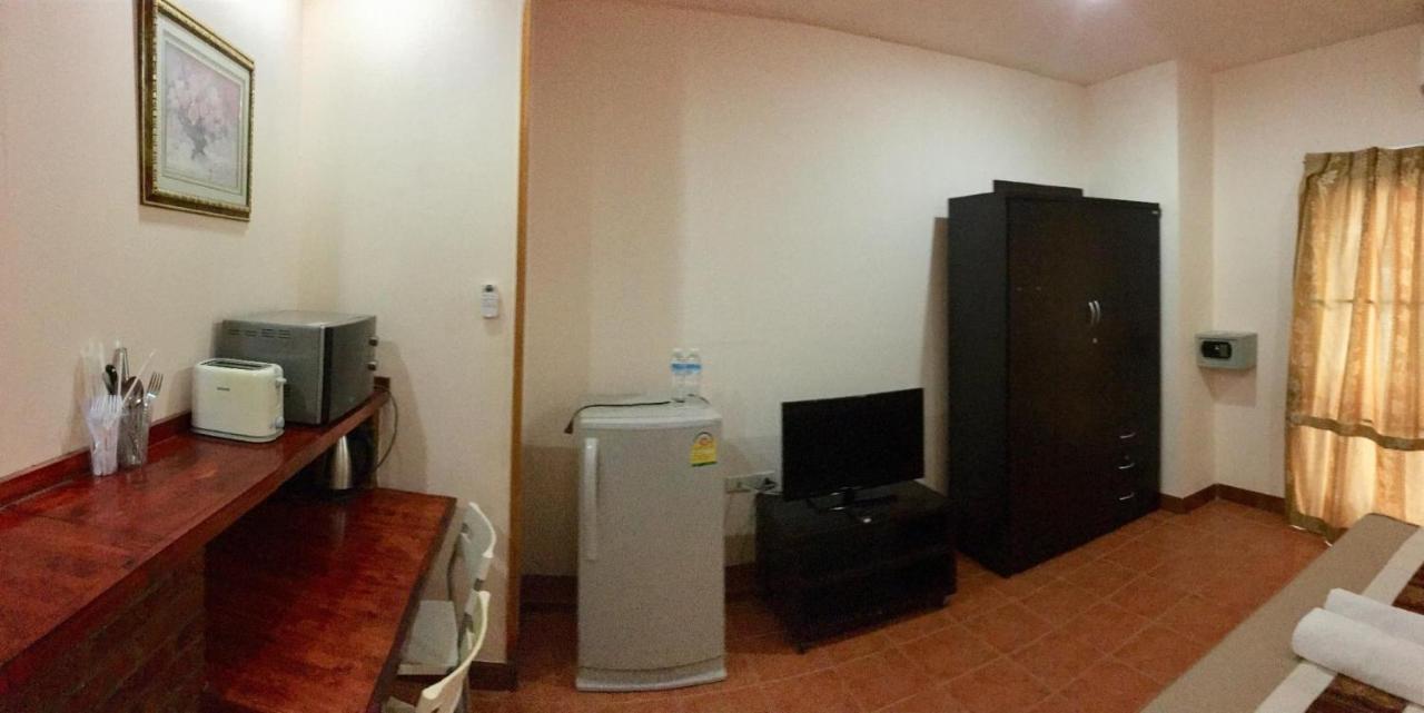 Anchana House Jomtien Beach Extérieur photo
