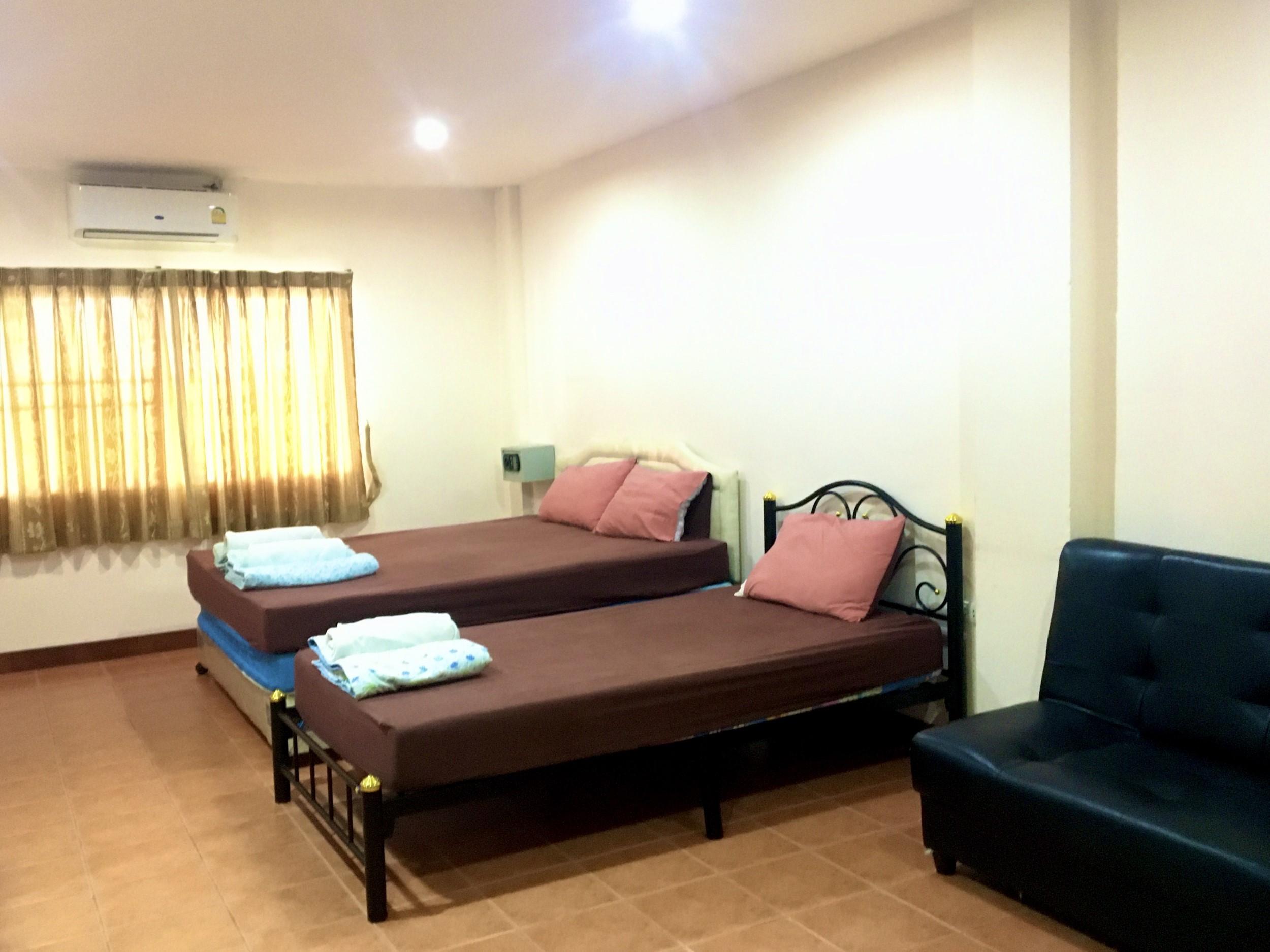 Anchana House Jomtien Beach Extérieur photo